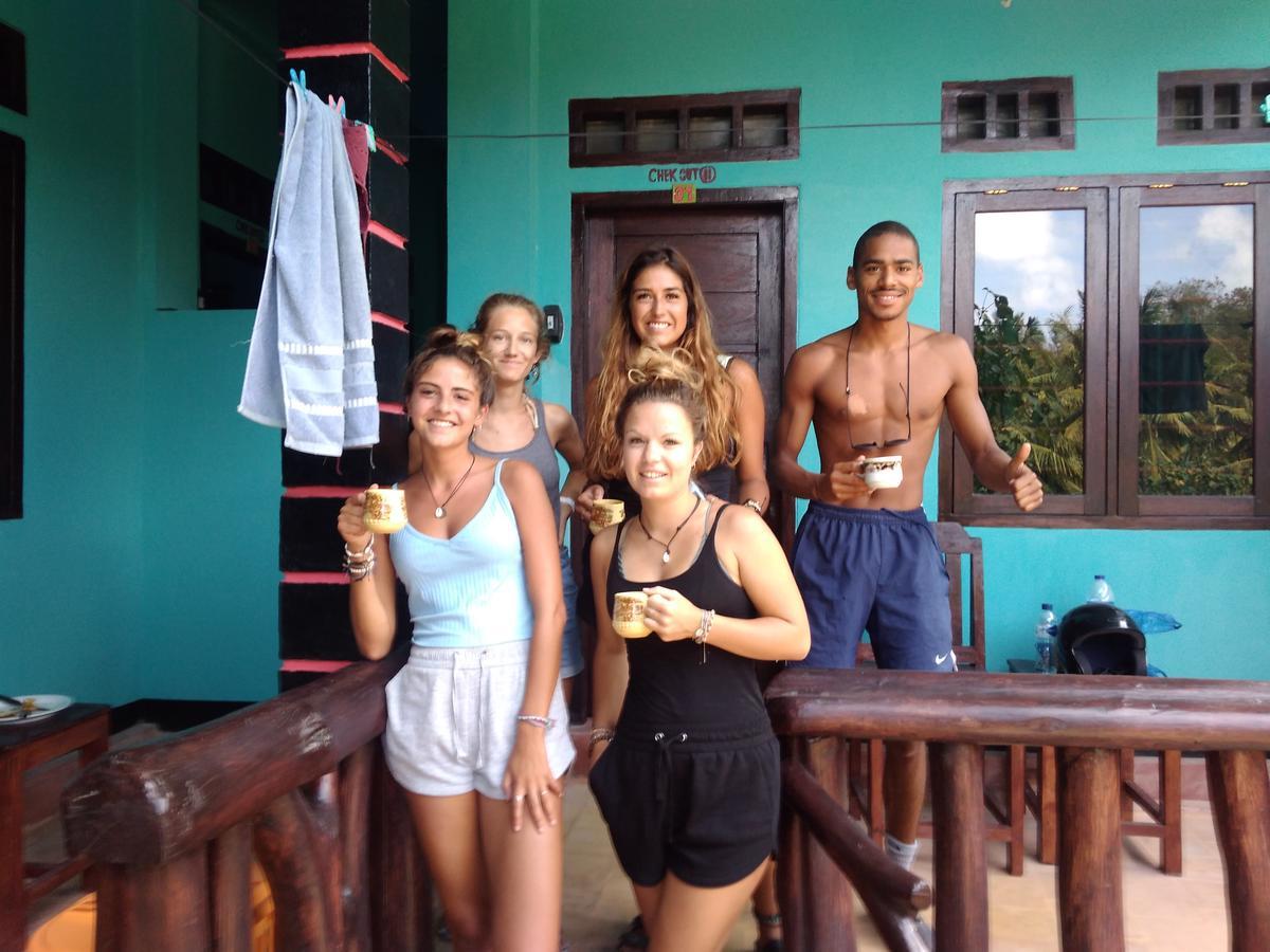 Breeze Hostel Kuta  Екстериор снимка